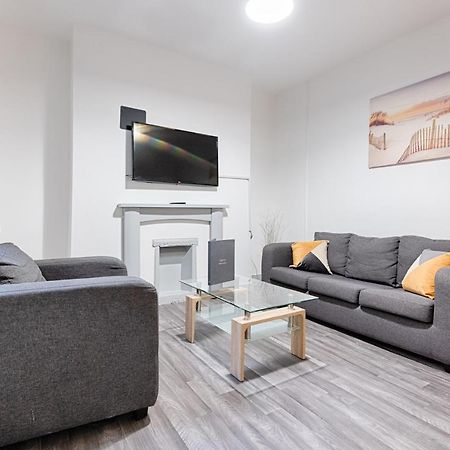 City Centre, Parking, Smart Tv'S In All Rooms Swansea Extérieur photo