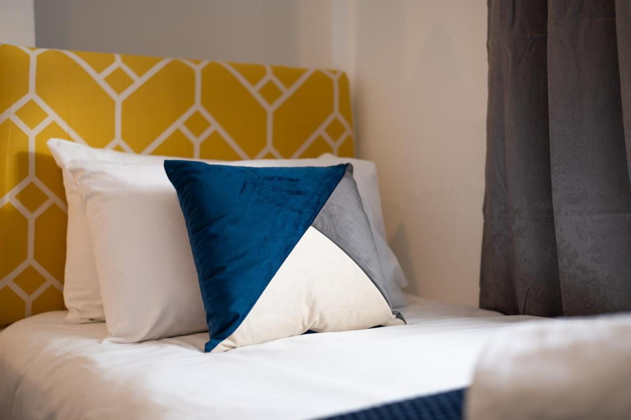 City Centre, Parking, Smart Tv'S In All Rooms Swansea Extérieur photo