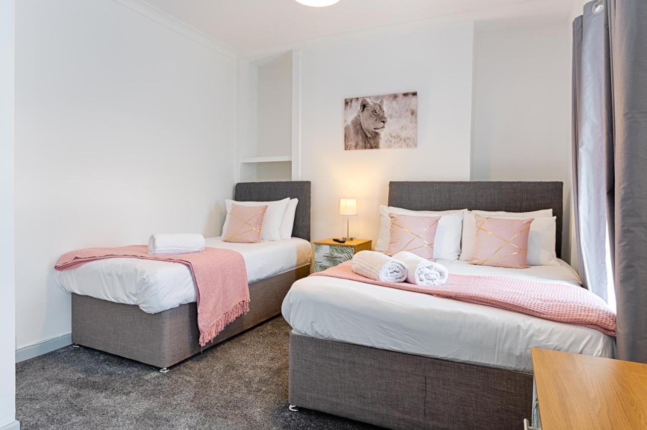City Centre, Parking, Smart Tv'S In All Rooms Swansea Extérieur photo