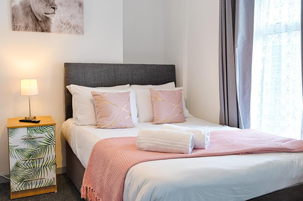 City Centre, Parking, Smart Tv'S In All Rooms Swansea Extérieur photo