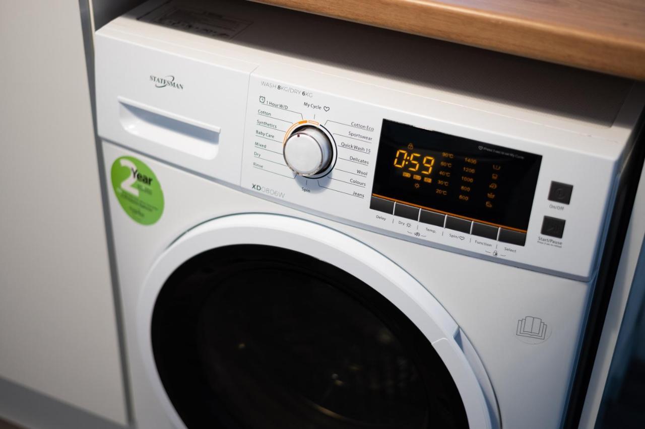 City Centre, Parking, Smart Tv'S In All Rooms Swansea Extérieur photo