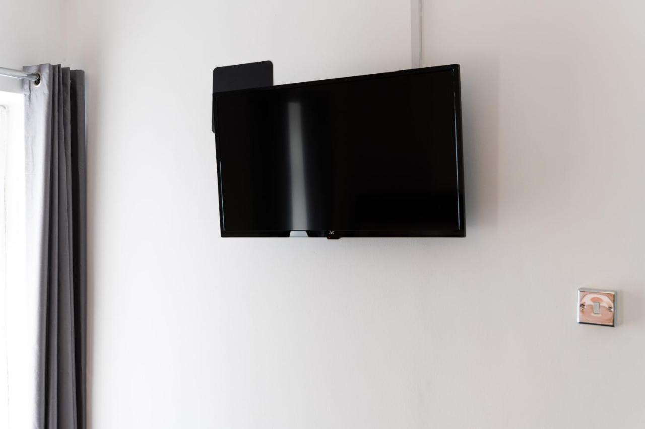 City Centre, Parking, Smart Tv'S In All Rooms Swansea Extérieur photo