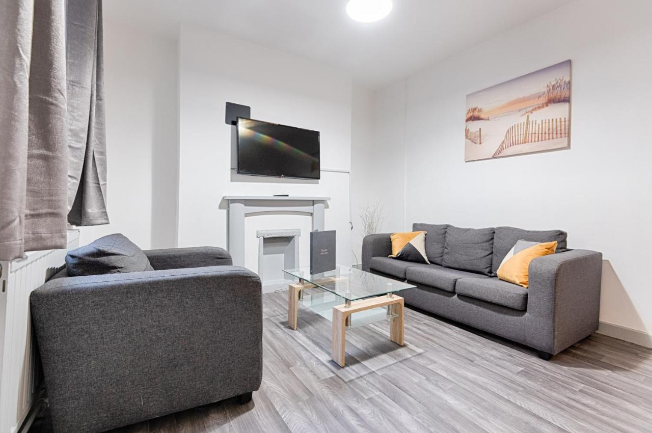 City Centre, Parking, Smart Tv'S In All Rooms Swansea Extérieur photo